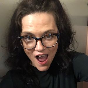 Meet your Posher, Alisha